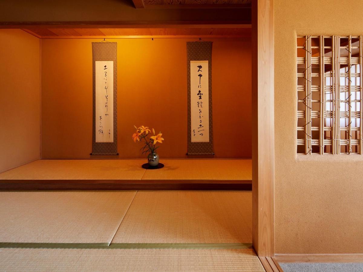 Yamatoya Honten Matsuyama  Exteriör bild